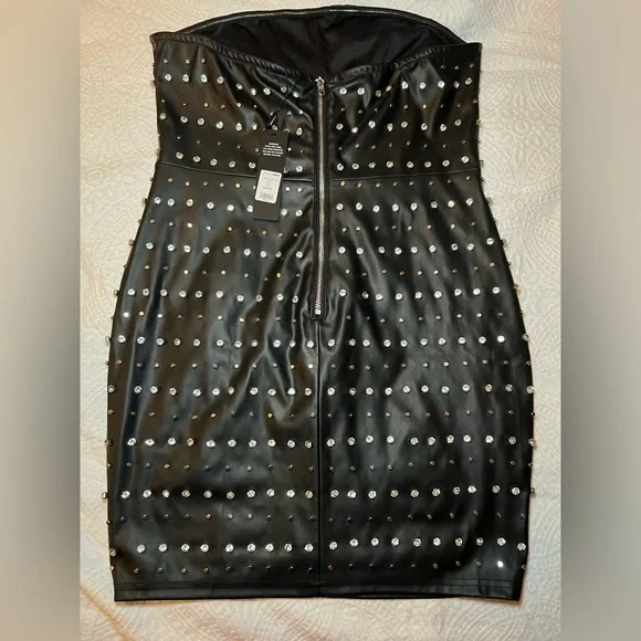 Fashion Nova Black and Silver Embellished Bodycon Dress |1X | nwt - Picture 4 of 7